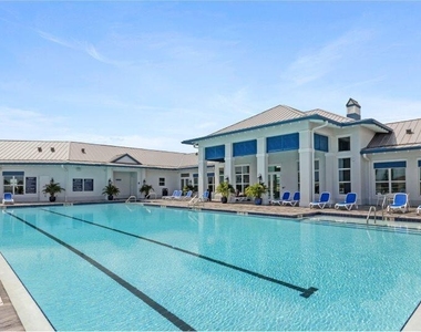 1332 Se Willow Oaks Street - Photo Thumbnail 31