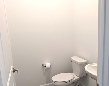 1332 Se Willow Oaks Street - Photo Thumbnail 19