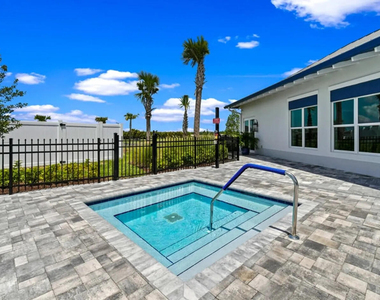 1332 Se Willow Oaks Street - Photo Thumbnail 32