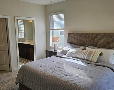 3034 Ne Skyview Lane - Photo Thumbnail 7