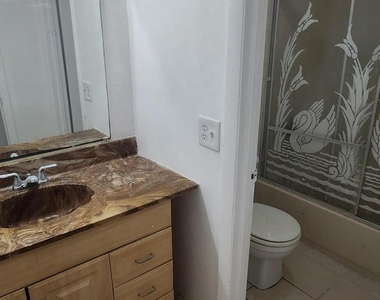 13390 Ne 7th Avenue - Photo Thumbnail 10