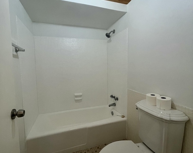 1601 S Flagler Drive - Photo Thumbnail 8