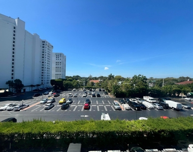 1601 S Flagler Drive - Photo Thumbnail 14