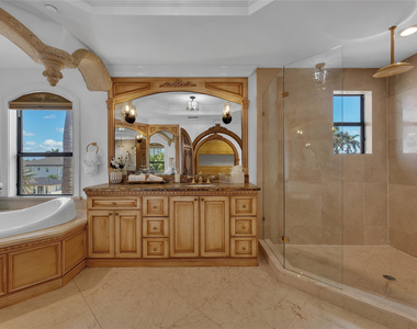 1011 Rhodes Villa Avenue - Photo Thumbnail 83