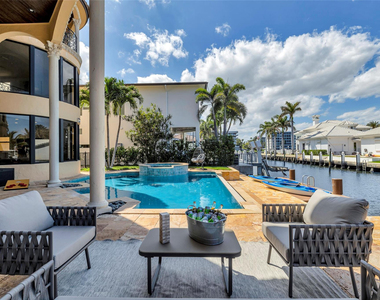 1011 Rhodes Villa Avenue - Photo Thumbnail 38