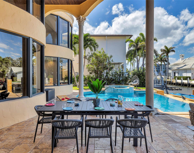 1011 Rhodes Villa Avenue - Photo Thumbnail 34