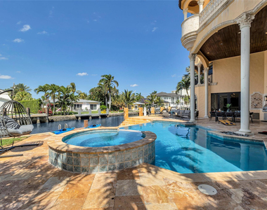 1011 Rhodes Villa Avenue - Photo Thumbnail 44