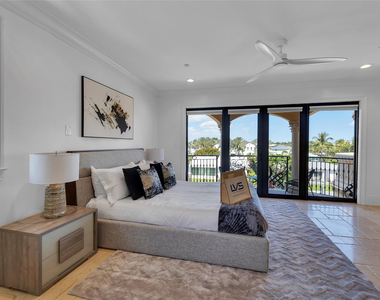 1011 Rhodes Villa Avenue - Photo Thumbnail 13