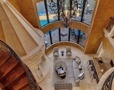 1011 Rhodes Villa Avenue - Photo Thumbnail 50