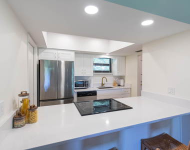 13334 Polo Club Road - Photo Thumbnail 6