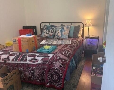 132 S Cypress Road - Photo Thumbnail 21
