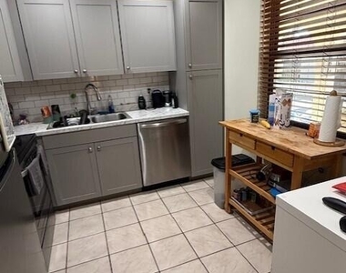 132 S Cypress Road - Photo Thumbnail 18