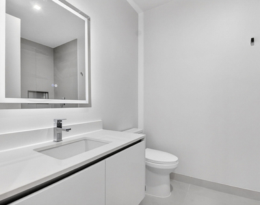220 Lake Shore Drive - Photo Thumbnail 28