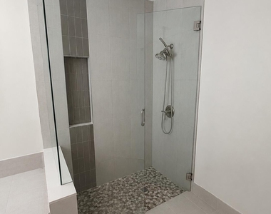 6330 Nw 80th Drive - Photo Thumbnail 10