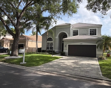6330 Nw 80th Drive - Photo Thumbnail 22