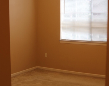 4203 E Myrtlewood Cir Circle E - Photo Thumbnail 11
