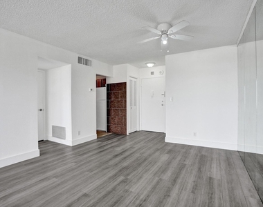900 Ne 18th Avenue - Photo Thumbnail 10