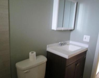 1911 Ne 27th Court - Photo Thumbnail 13
