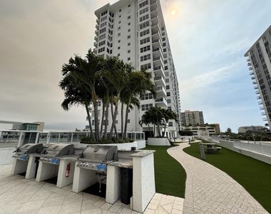 3015 N Ocean Boulevard - Photo Thumbnail 13