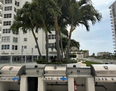 3015 N Ocean Boulevard - Photo Thumbnail 14