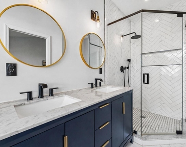 295 Ne 5th Avenue - Photo Thumbnail 20