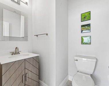 295 Ne 5th Avenue - Photo Thumbnail 26