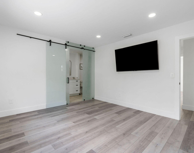 4952 Sw 122nd Terrace - Photo Thumbnail 19