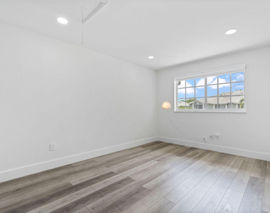 4952 Sw 122nd Terrace - Photo Thumbnail 26