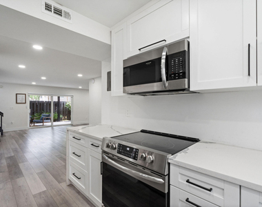 4952 Sw 122nd Terrace - Photo Thumbnail 11