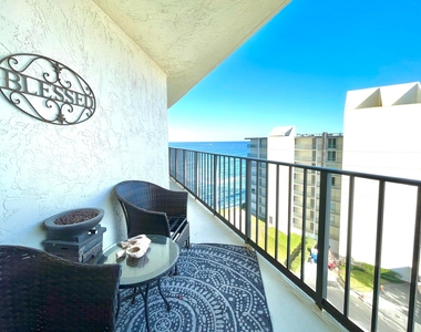 5420 N Ocean Drive - Photo Thumbnail 11