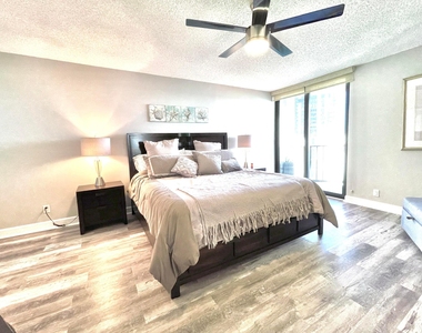 5420 N Ocean Drive - Photo Thumbnail 17