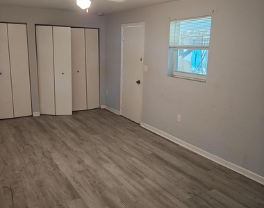 2238 Van Buren Street - Photo Thumbnail 7