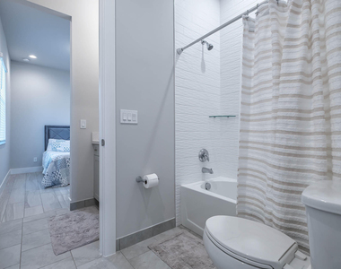 12504 Nautilus Circle - Photo Thumbnail 13