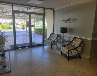 3050 N Palm Aire Drive - Photo Thumbnail 6