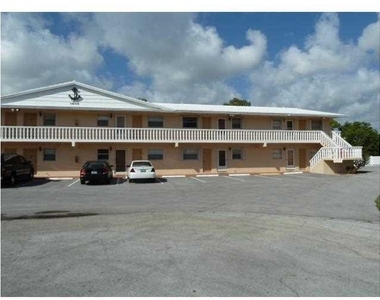 1400 Ne 55th Street - Photo Thumbnail 23