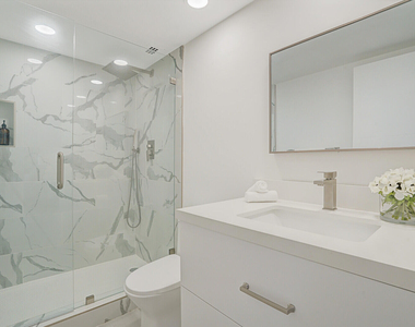 354 Chilean Avenue - Photo Thumbnail 7