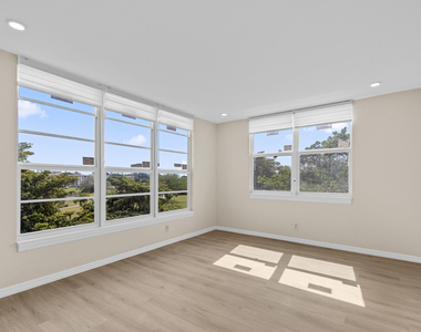 2901 S Palm Aire Drive - Photo Thumbnail 17