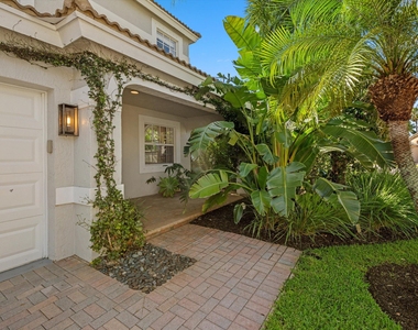 4138 Bluff Harbor Way - Photo Thumbnail 3