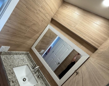 1815 N Surf Road - Photo Thumbnail 26
