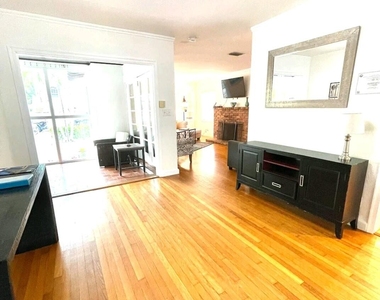 1403 Se 2nd Street - Photo Thumbnail 22
