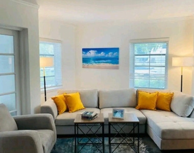 1403 Se 2nd Street - Photo Thumbnail 6