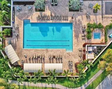 6698 Montego Bay Boulevard - Photo Thumbnail 32