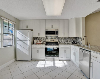 6698 Montego Bay Boulevard - Photo Thumbnail 5