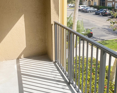 15055 Michelangelo Boulevard - Photo Thumbnail 33