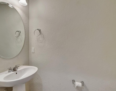 2854 Bard Street - Photo Thumbnail 8