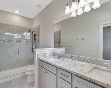 2854 Bard Street - Photo Thumbnail 17