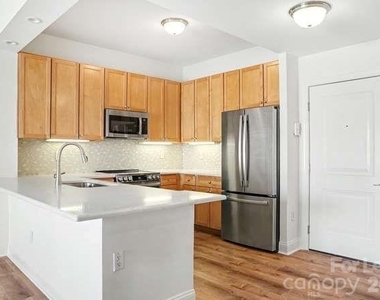 721 Governor Morrison Street - Photo Thumbnail 3