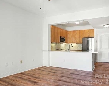 721 Governor Morrison Street - Photo Thumbnail 2
