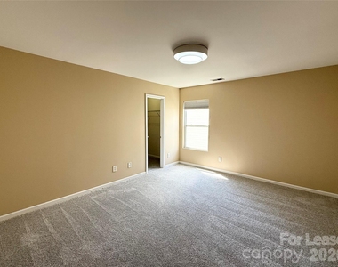 2223 Savannah Hills Drive - Photo Thumbnail 4