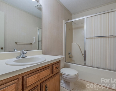 75 Laurelwood Drive - Photo Thumbnail 5
